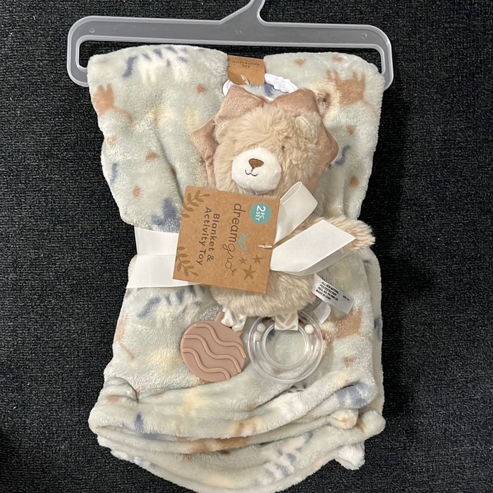 NEW Dream Gro 2 Pc Baby Blanket & Activity Toy